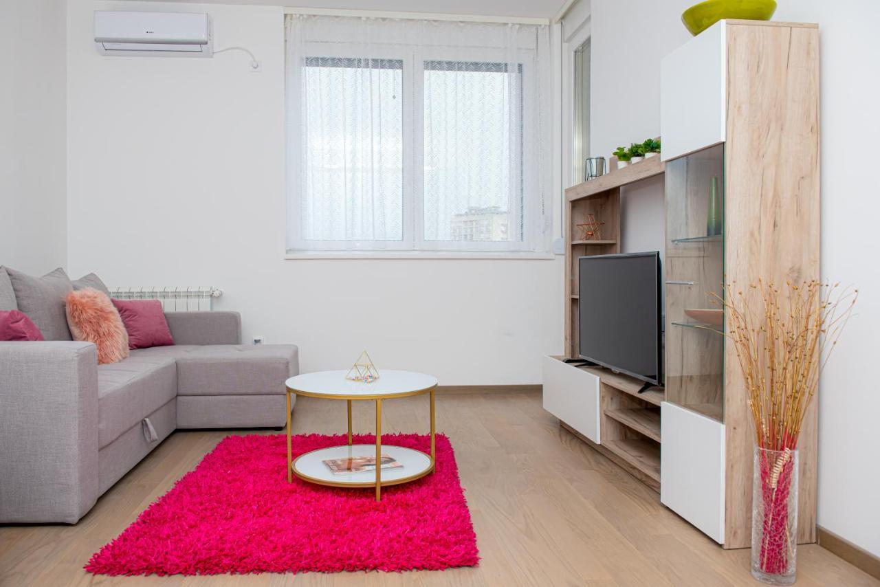 Lust Premium Apartments Kragujevac Eksteriør bilde